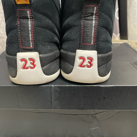 Air Jordan retro 12 (GS) - Picture 3 of 5